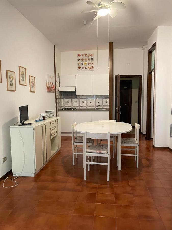 לידו די ג'סולו Condominio Union -Walterigato Apartments- Solo Per Famiglie- מראה חיצוני תמונה
