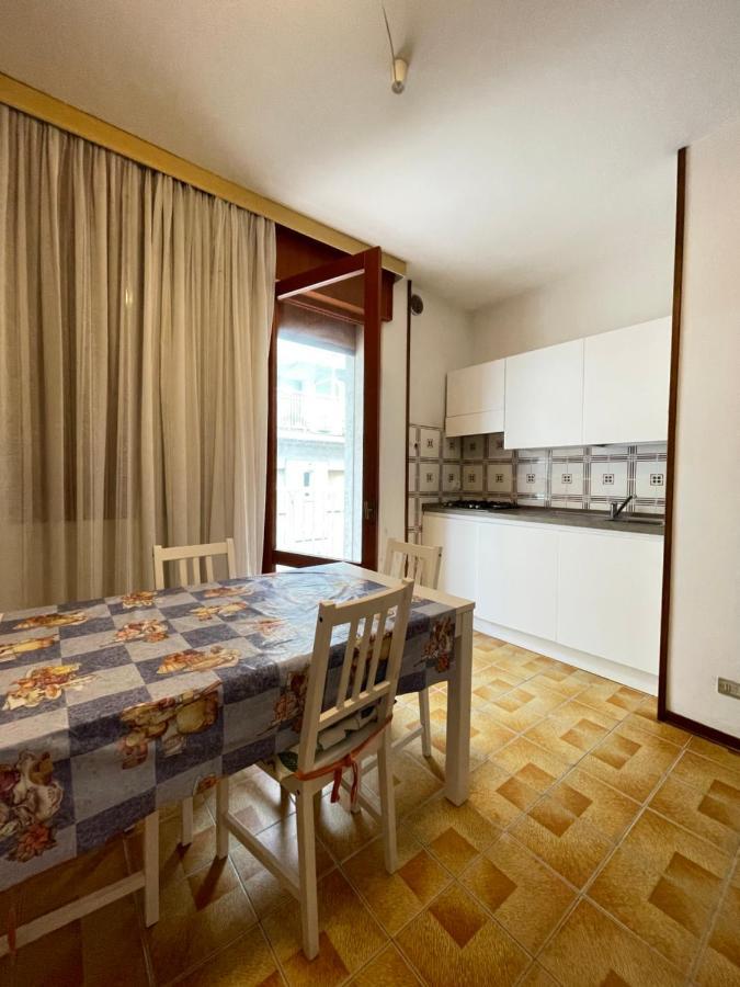 לידו די ג'סולו Condominio Union -Walterigato Apartments- Solo Per Famiglie- מראה חיצוני תמונה